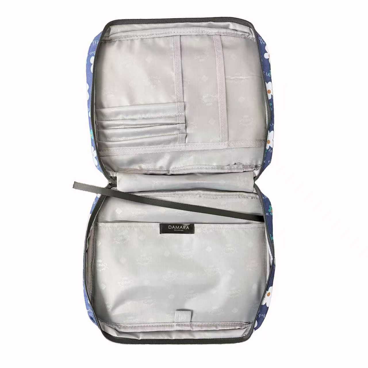 DAMARA Small Traveling Bags- Blue Daisy Pattern Traveling Wash Bag